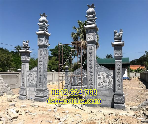 Cổng tam quan đẹp bằng đá tự nhiên nguyên khối, cổng đá tam quan, cổng đá